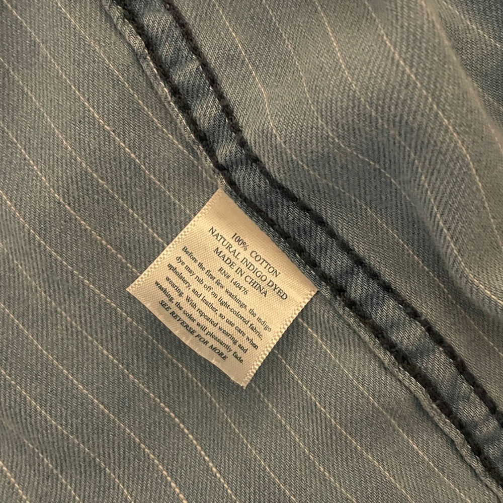 Faherty chambray denim jacket lightweight M blue - Picture 8 of 11